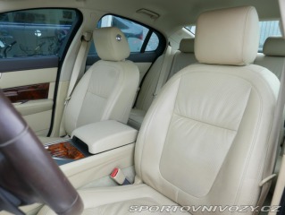 Jaguar XF 3,0D Premium Luxury REZER 2010