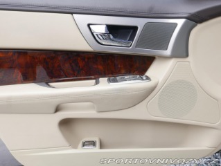 Jaguar XF 3,0D Premium Luxury REZER 2010