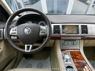 Jaguar XF 3,0D Premium Luxury REZER 2010