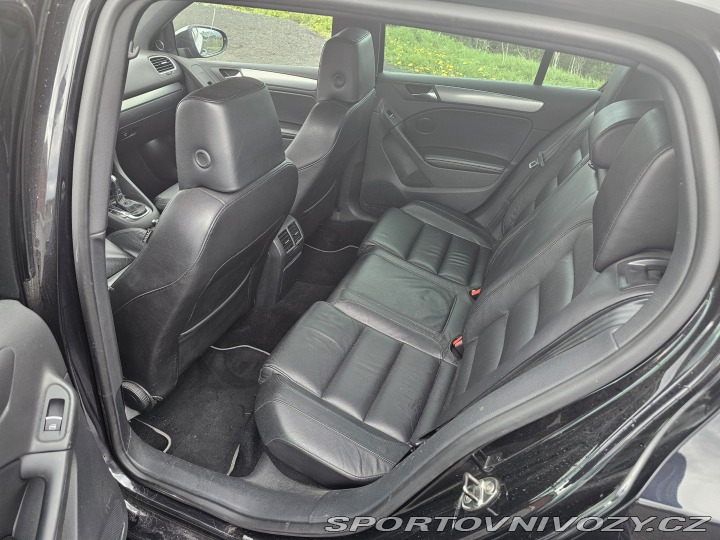 Volkswagen Golf R 2010