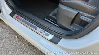 Škoda Octavia RS Combi 2.0 DSG 162 kW 2014