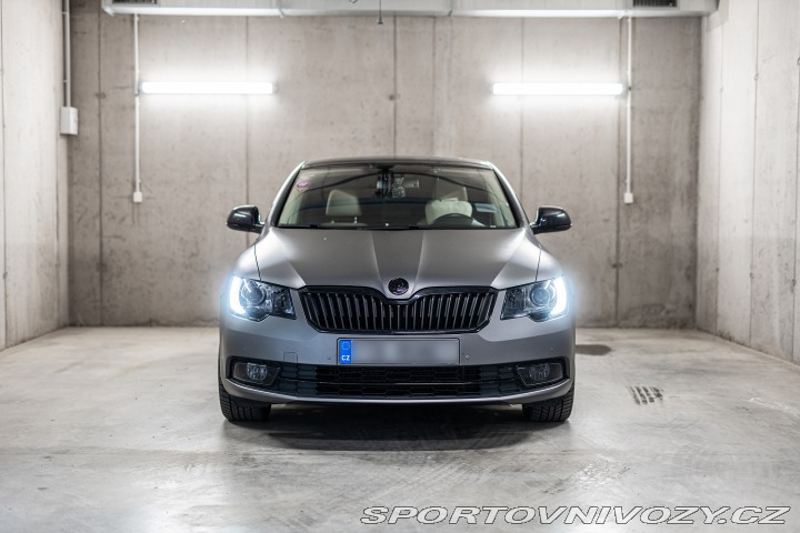 Škoda Superb 3.6 VR6 FSI 2013