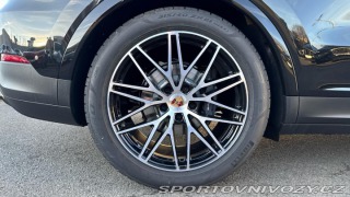 Porsche Cayenne  2025