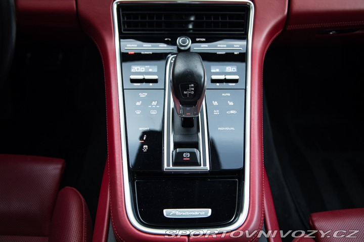 Porsche Panamera Sport Turismo 4S 2018