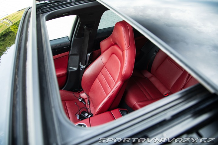 Porsche Panamera Sport Turismo 4S 2018