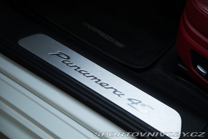 Porsche Panamera Sport Turismo 4S 2018