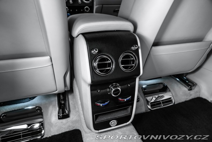 Rolls Royce Cullinan 2020
