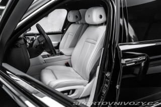 Rolls Royce Cullinan  2020