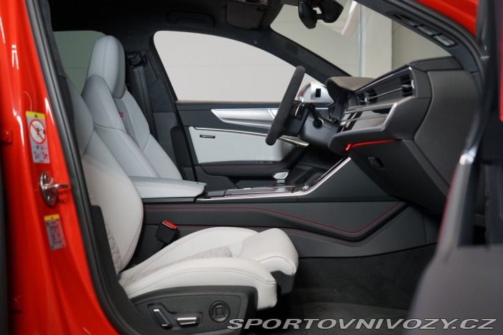 Audi RS6 Avant Exclusive B&O M 2024