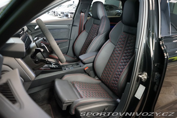 Audi RS3 B&O*MATRIX*PANO*360*2 2024