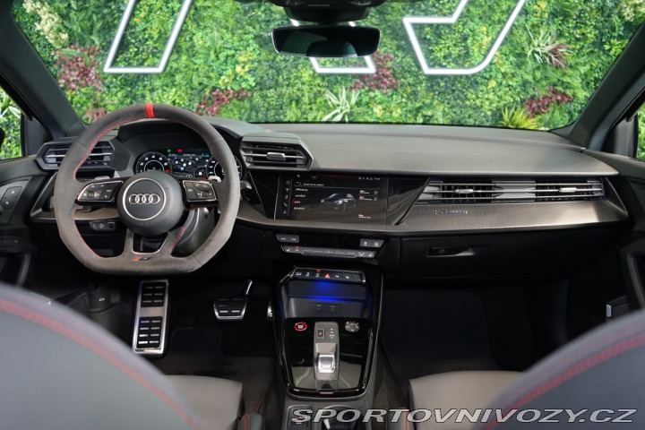 Audi RS3 B&O*MATRIX*PANO*360*2 2024