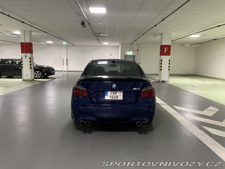 BMW M5 E60 2006