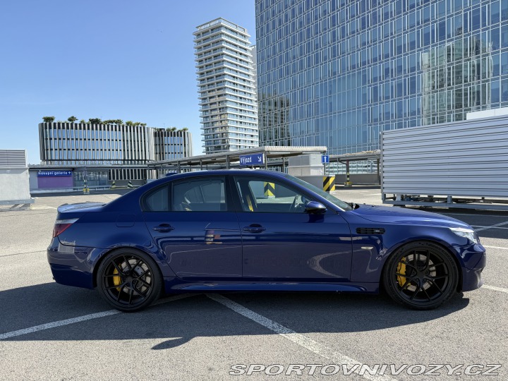BMW M5 E60 2006