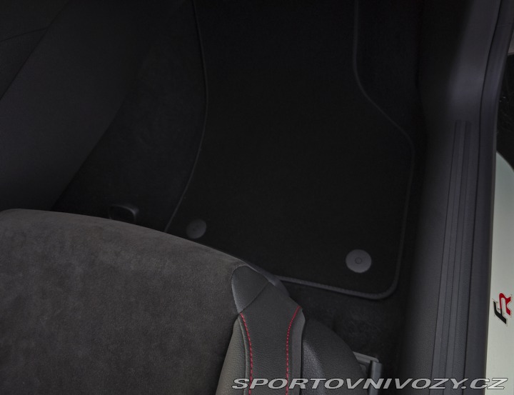 Seat Leon FR Black Matt, DPH. 2020