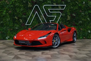 Ferrari F8 SPIDER*LIFT*CARBON*ZÁRUKA