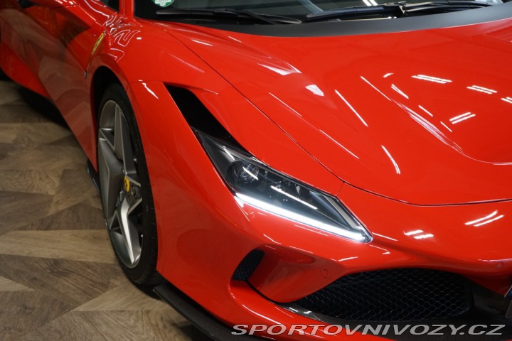 Ferrari F8 SPIDER*LIFT*CARBON*ZÁRUKA 2023
