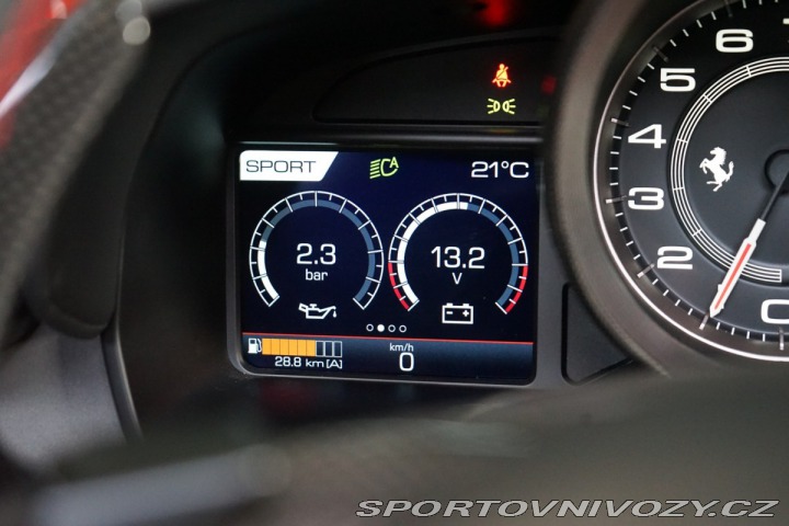 Ferrari F8 SPIDER*LIFT*CARBON*ZÁRUKA 2023