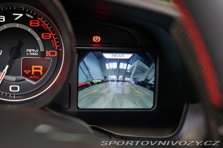 Ferrari F8 SPIDER*LIFT*CARBON*ZÁRUKA 2023