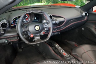 Ferrari F8 SPIDER*LIFT*CARBON*ZÁRUKA 2023