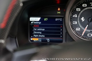 Ferrari F8 SPIDER*LIFT*CARBON*ZÁRUKA 2023