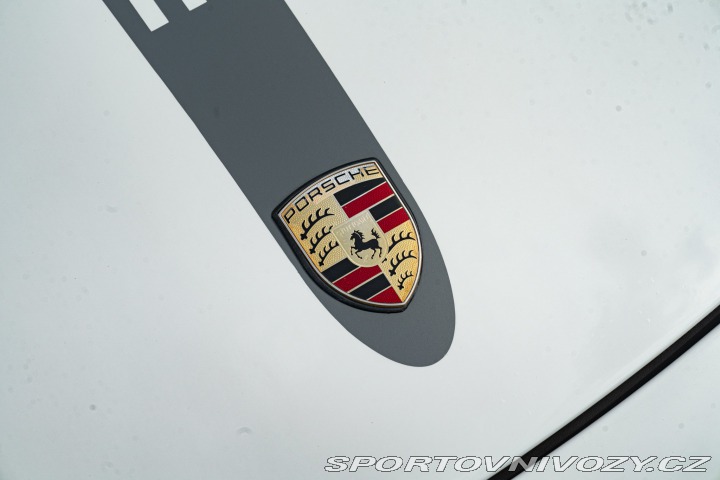 Porsche 911 997 (911) 3.6 CARRERA MK2 2009