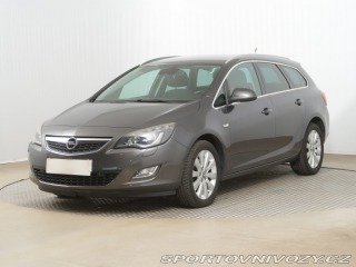 Opel Astra 1.6 T 2011