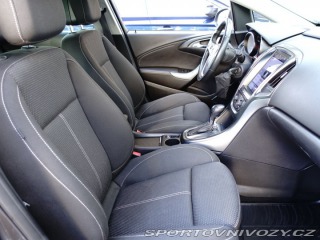 Opel Astra 1.6 T 2011