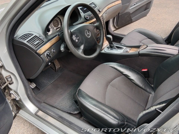 Mercedes-Benz E 2,2 CDI kombi, tažné 1800