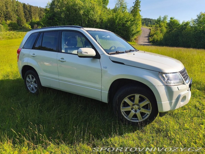 Suzuki Ostatní modely Grand Vitara 3,2 V6 2011