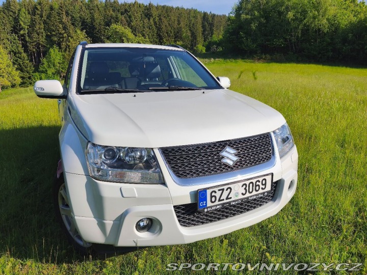 Suzuki Ostatní modely Grand Vitara 3,2 V6 2011