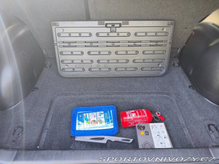 Suzuki Ostatní modely Grand Vitara 3,2 V6 2011