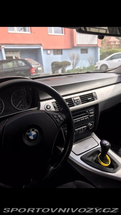 BMW 3 2,0   E90 D 320 1800