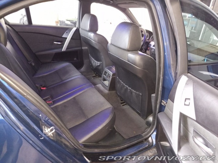 BMW 5 2,3 E60 523i M-packet 2006