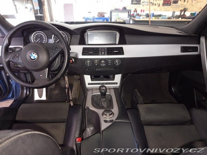 BMW 5 2,3 E60 523i M-packet 2006