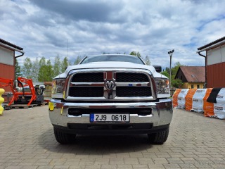 Dodge  RAM 5,7   2500