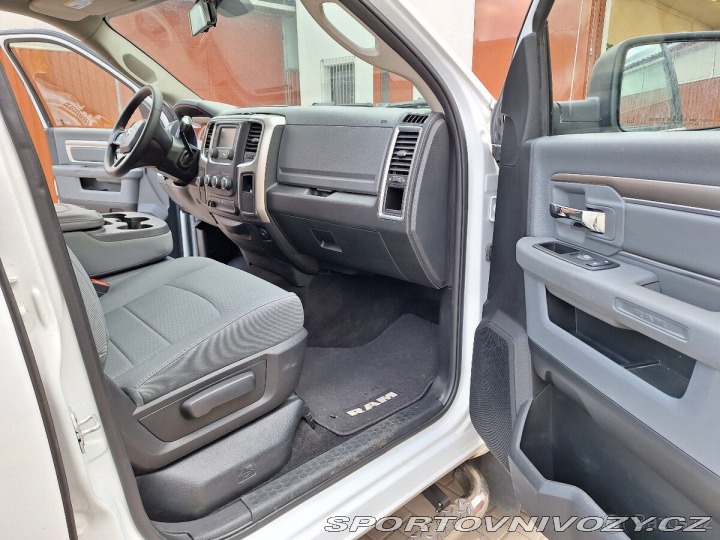 Dodge Ostatní modely RAM 5,7 2500 1800