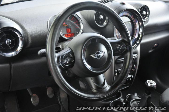 Mini Countryman COOPER 1,6D ALL4 2015