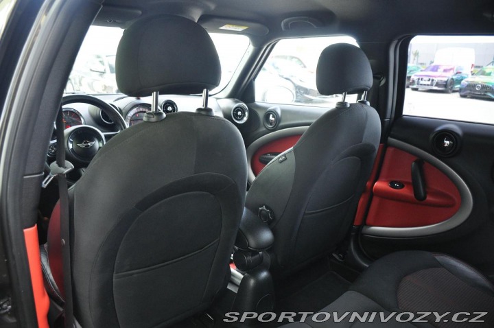Mini Countryman COOPER 1,6D ALL4 2015