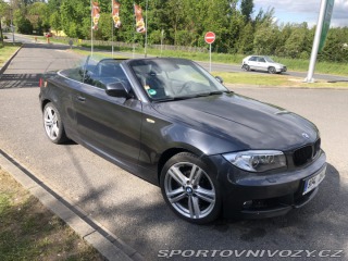 BMW 1 118I UM11 2013