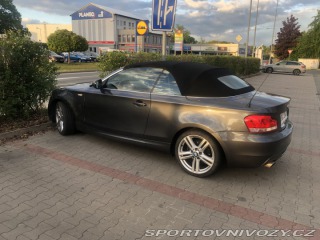 BMW 1 118I UM11 2013