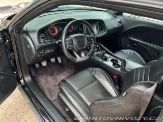 Dodge Challenger SRT Hellcat NEHAVAROVÁNÝ 2016