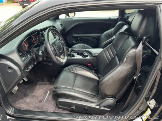 Dodge Challenger SRT Hellcat NEHAVAROVÁNÝ 2016