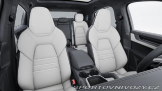 Porsche Cayenne Turbo E-Hybrid 2025