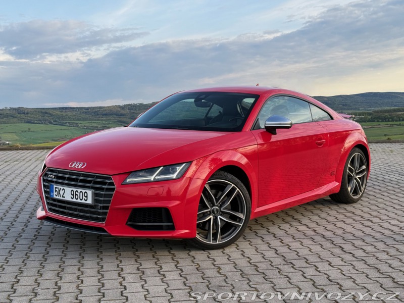 Audi TT TTS quattro S tronic