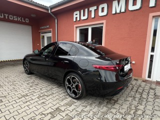 Alfa Romeo Giulia 2.0 Turbo Veloce 2022