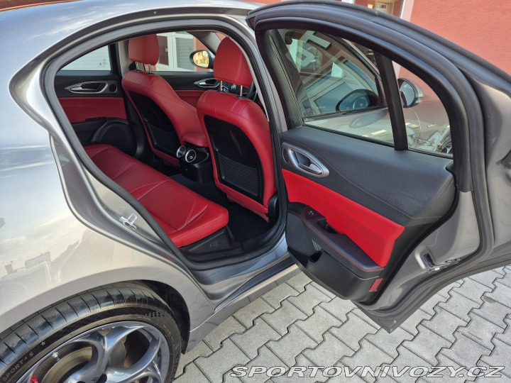 Alfa Romeo Giulia 2.0 Turbo Veloce 2017