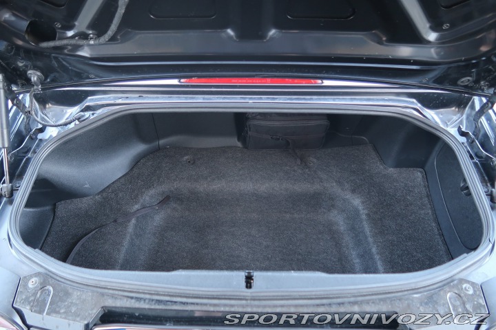 Mazda MX-5 Revolution 1.8 2006