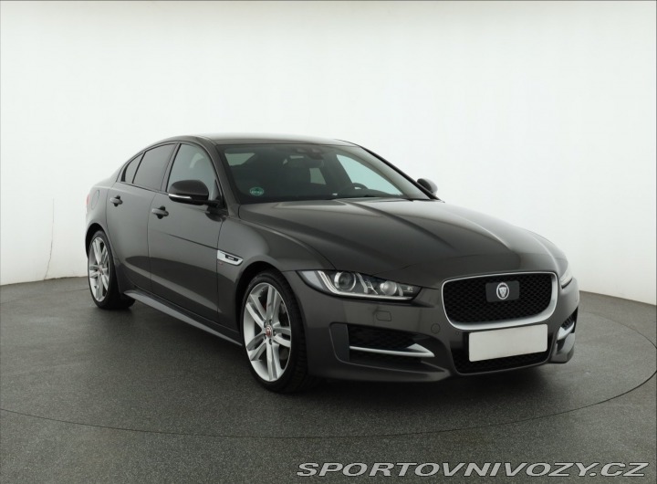 Jaguar XE 20d 2016