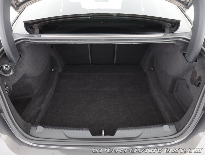 Jaguar XE 20d 2016