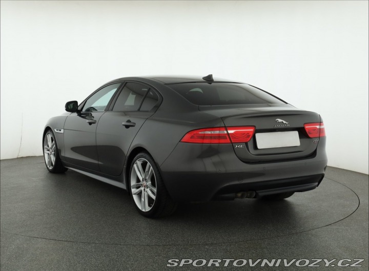 Jaguar XE 20d 2016
